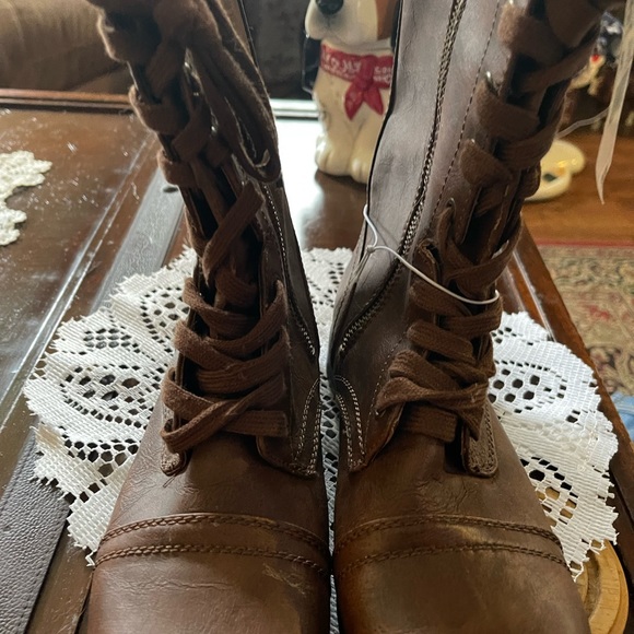 Brand new with tags Bongo combat style boots brand new with tags. - Picture 8 of 8